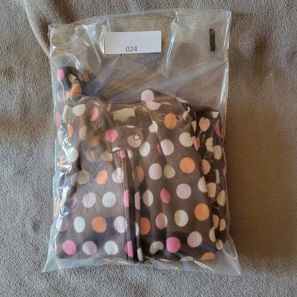 OLD NAVY Pajamas Baby Girls 2T Toddler Snug Fit Sleeper Footed Polka Dots - Picture 9 of 9